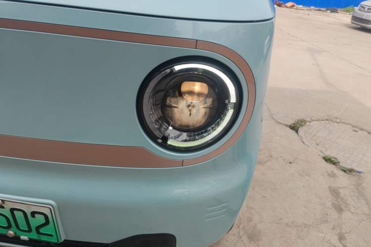 Used Geely Galaxy Panda 2023 Panda Mini 200km Endurance Bear Left Front Headlight