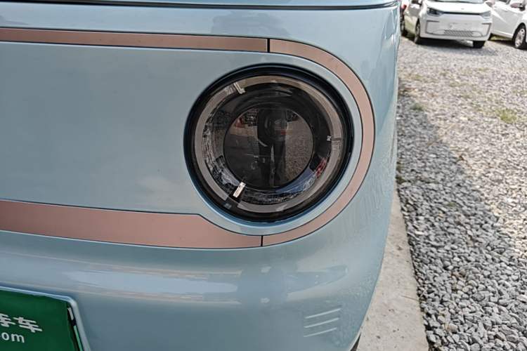 Used Geely Galaxy Panda 2023 Panda Mini 200km Dynamic Bear Left Front Headlight