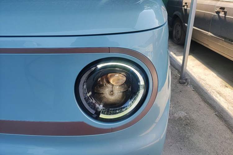 Used Geely Galaxy Panda 2023 Panda Mini 200km Dynamic Bear Left Front Headlight
