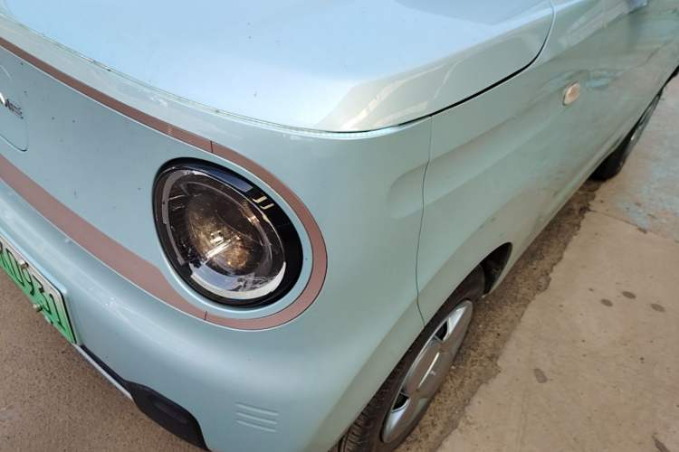 Used Geely Galaxy Panda 2023 Panda Mini 120km Super Cute Bear Left Front Headlight