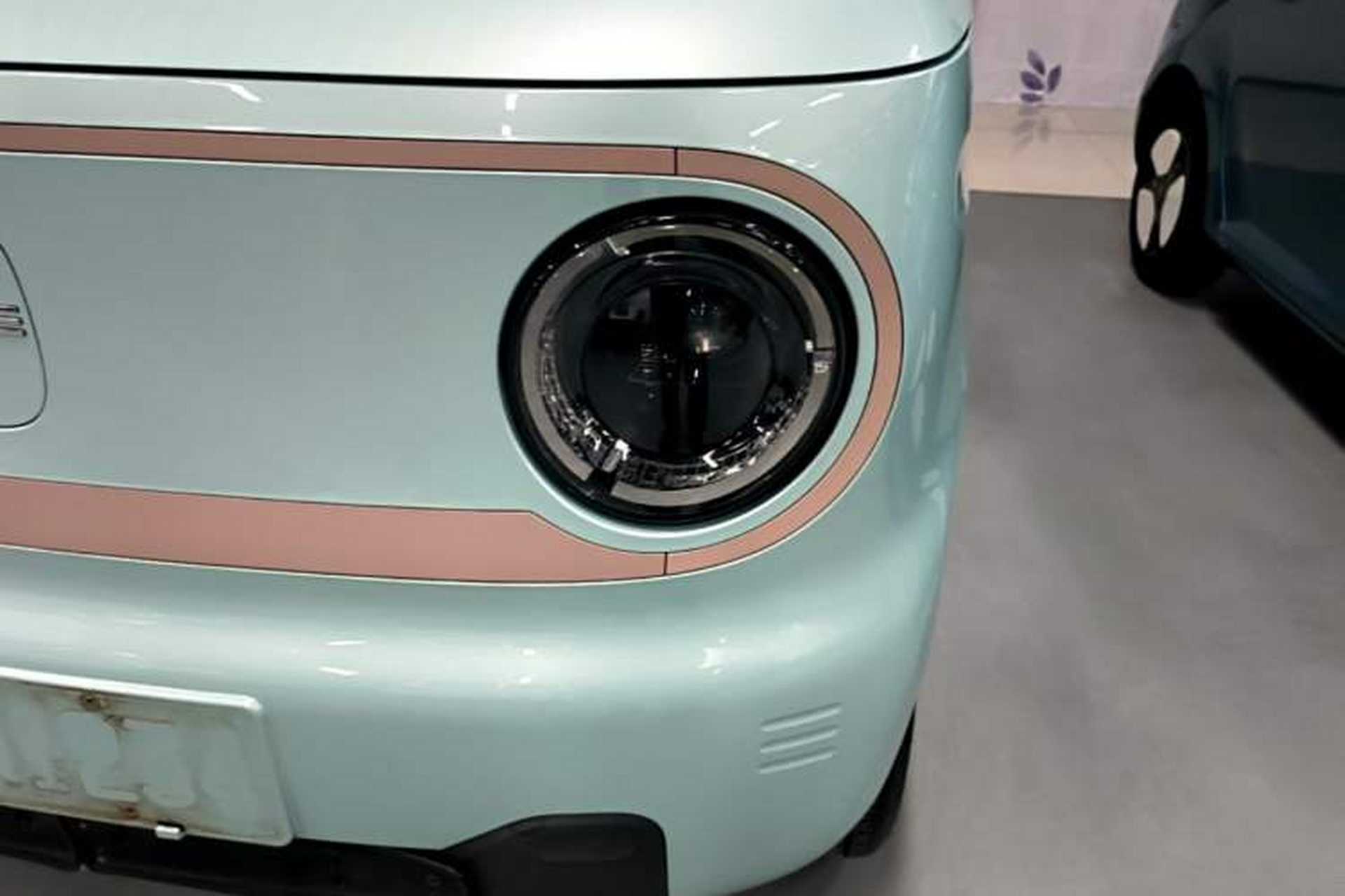 Used Geely Galaxy Panda 2023 Panda Mini 200km Endurance Bear Left Front Headlight