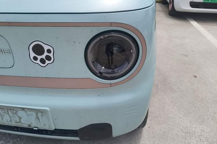 Used Geely Galaxy Panda 2023 Panda Mini 200km Endurance Bear Left Front Headlight