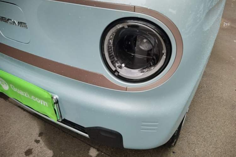 Used Geely Galaxy Panda 2023 Panda Mini 200km Endurance Bear Left Front Headlight