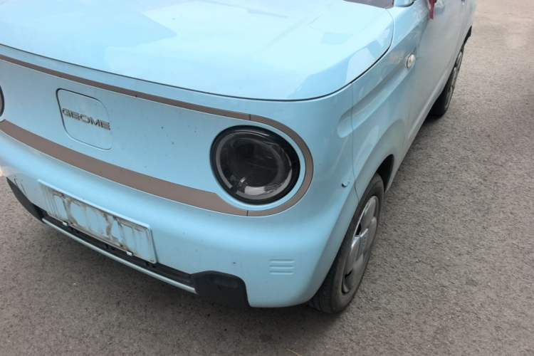 Used Geely Galaxy Panda 2023 Panda Mini 200km Endurance Bear Left Front Headlight