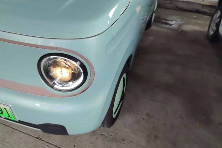 Used Geely Galaxy Panda 2023 Panda Mini 200km Endurance Bear Left Front Headlight