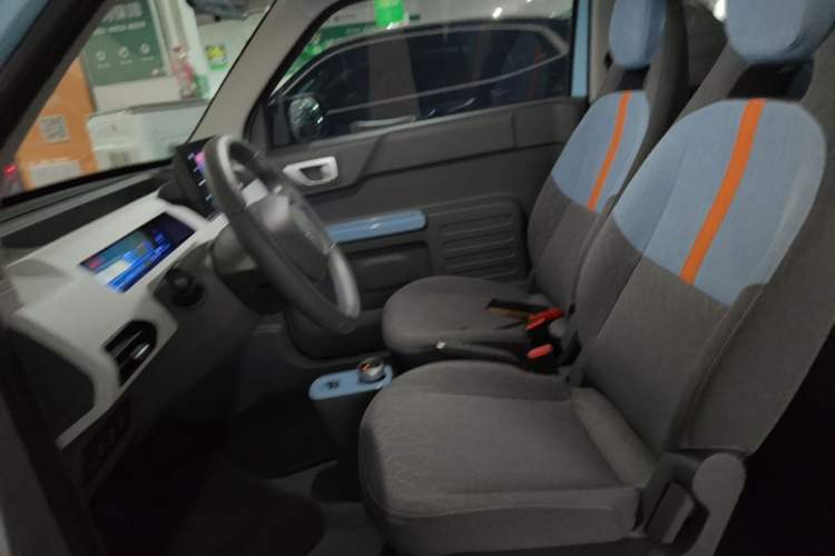 Used Geely Galaxy Panda 2023 Panda Mini 200km Endurance Bear Left Front Seat