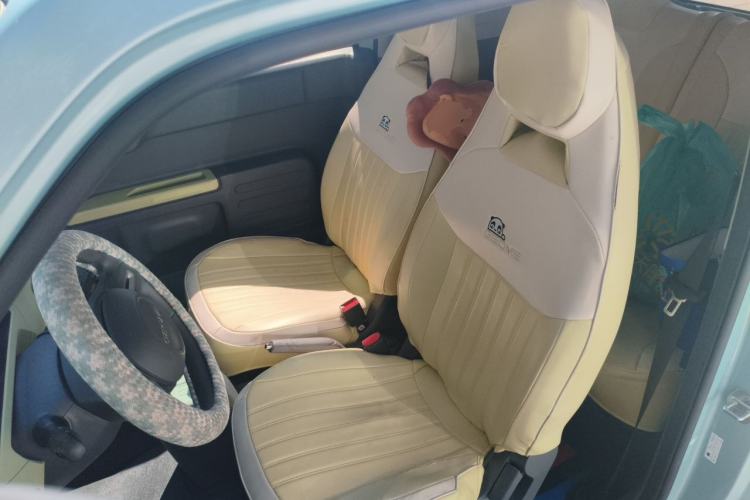 Used Geely Galaxy Panda 2023 Panda Mini 200km Endurance Bear Left Front Seat