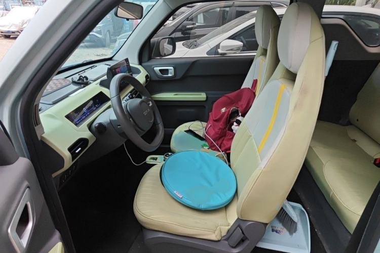 Used Geely Galaxy Panda 2023 Panda Mini 200km Endurance Bear Left Front Seat