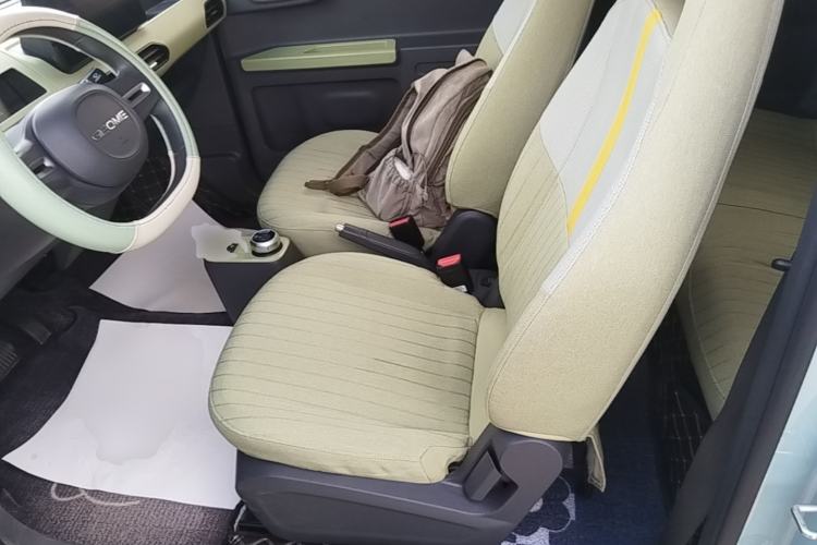 Used Geely Galaxy Panda 2023 Panda Mini 200km Endurance Bear Left Front Seat