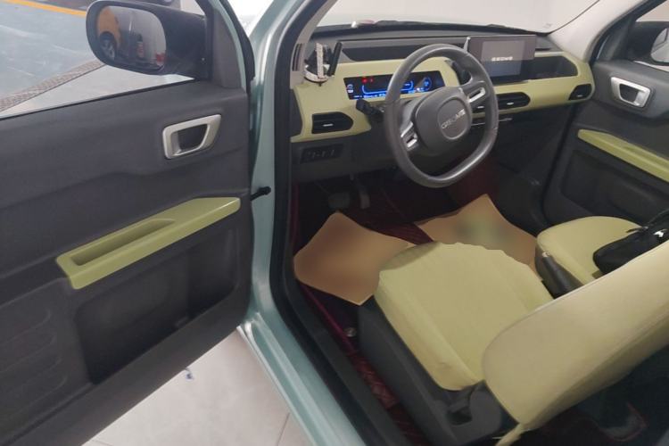 Used Geely Galaxy Panda 2023 Panda Mini 200km Endurance Bear Left Front Seat
