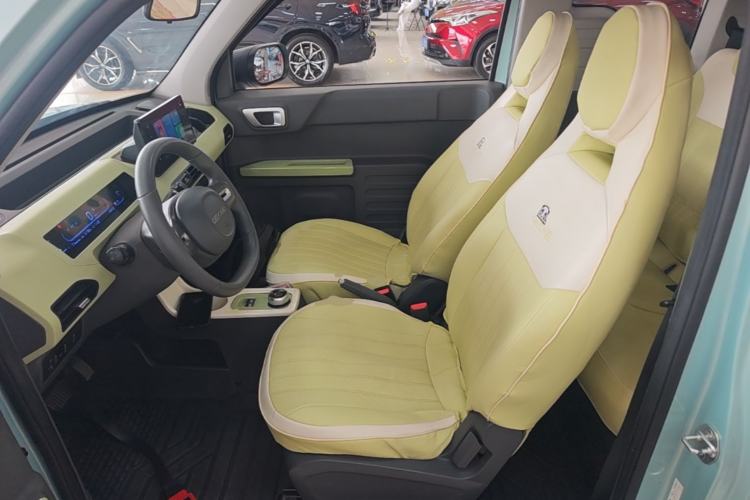 Used Geely Galaxy Panda 2023 Panda Mini 200km Endurance Bear Left Front Seat