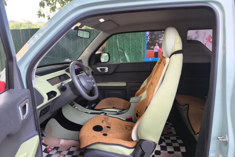 Used Geely Galaxy Panda 2023 Panda Mini 200km Endurance Bear Left Front Seat