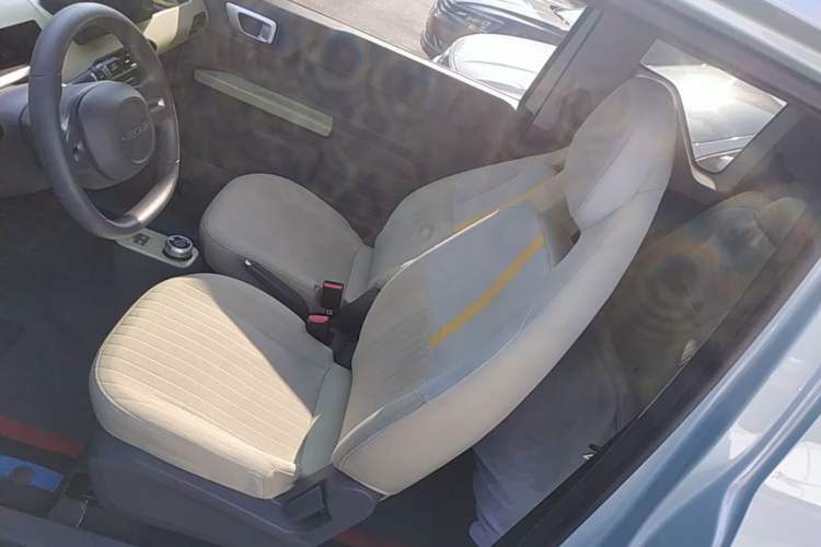 Used Geely Galaxy Panda 2023 Panda Mini 120km Cute Bear Left Front Seat
