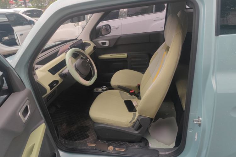 Used Geely Galaxy Panda 2023 Panda Mini 200km Endurance Bear Left Front Seat