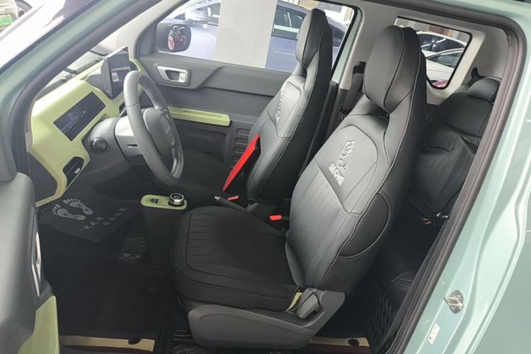 Used Geely Galaxy Panda 2023 Panda Mini 200km Endurance Bear Left Front Seat