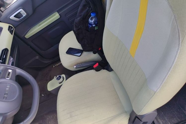 Used Geely Galaxy Panda 2023 Panda Mini 200km Endurance Bear Left Front Seat