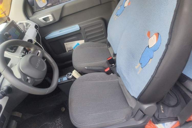 Used Geely Galaxy Panda 2023 Panda Mini 200km Endurance Bear Left Front Seat