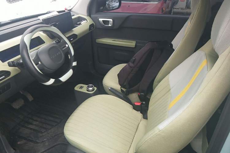 Used Geely Galaxy Panda 2023 Panda Mini 200km Endurance Bear Left Front Seat