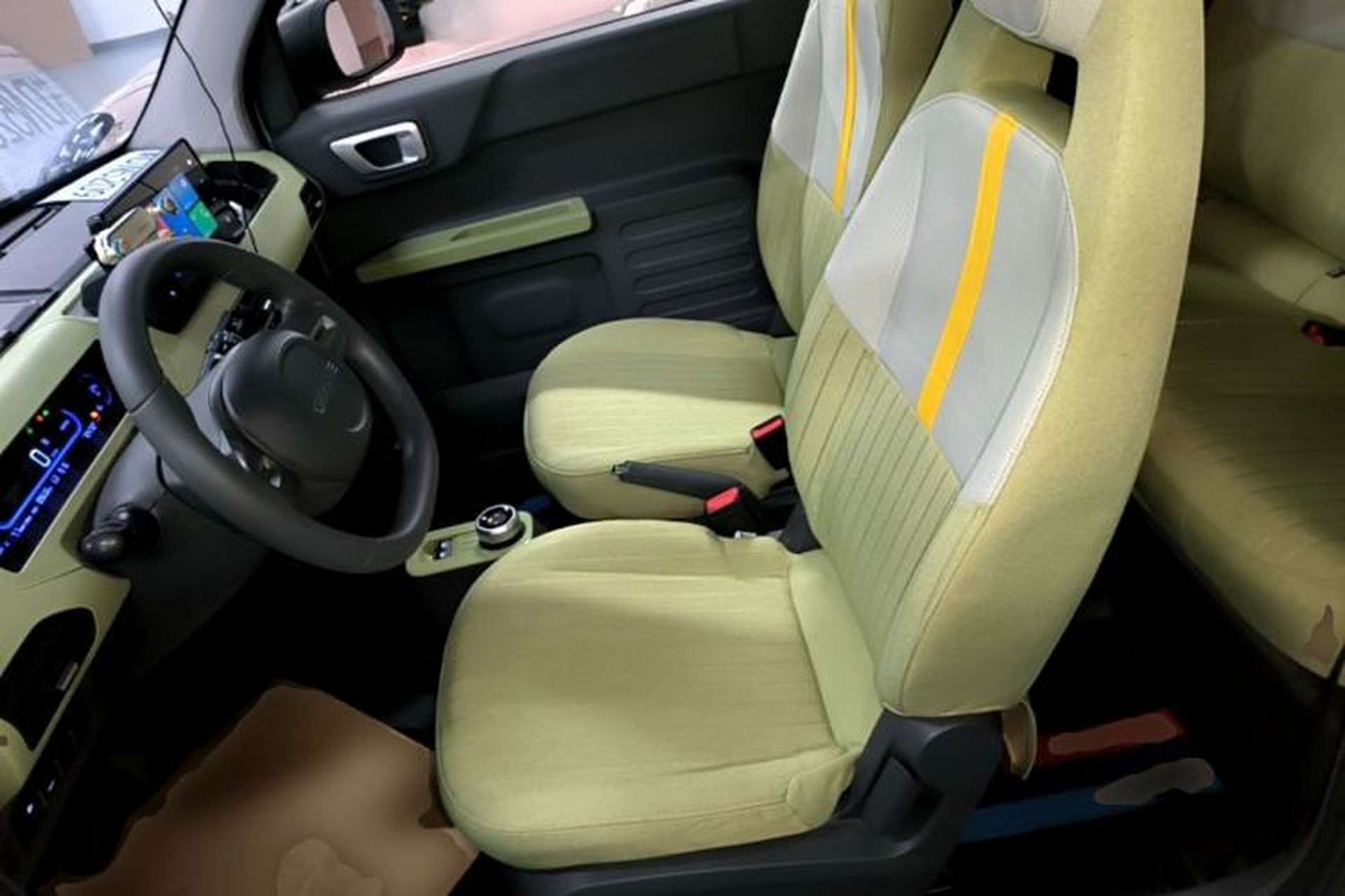 Used Geely Galaxy Panda 2023 Panda Mini 200km Endurance Bear Left Front Seat