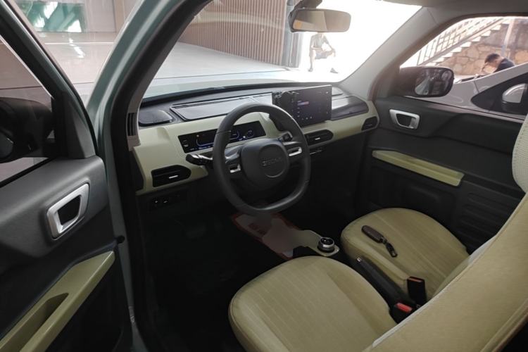 Used Geely Galaxy Panda 2023 Panda Mini 200km Endurance Bear Left Front Seat