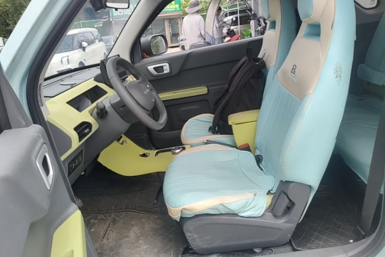 Used Geely Galaxy Panda 2023 Panda Mini 200km Endurance Bear Left Front Seat