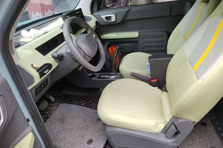 Used Geely Galaxy Panda 2023 Panda Mini 200km Endurance Bear Left Front Seat