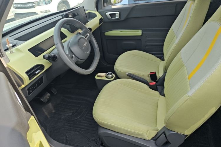 Used Geely Galaxy Panda 2023 Panda Mini 200km Endurance Bear Left Front Seat