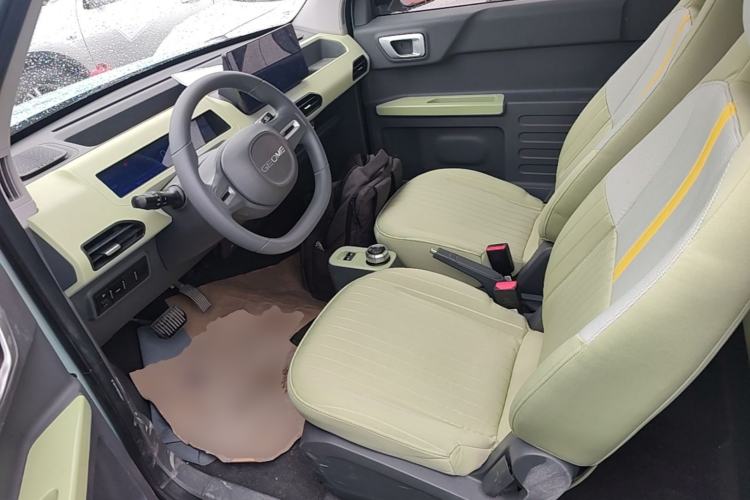 Used Geely Galaxy Panda 2023 Panda Mini 200km Endurance Bear Left Front Seat