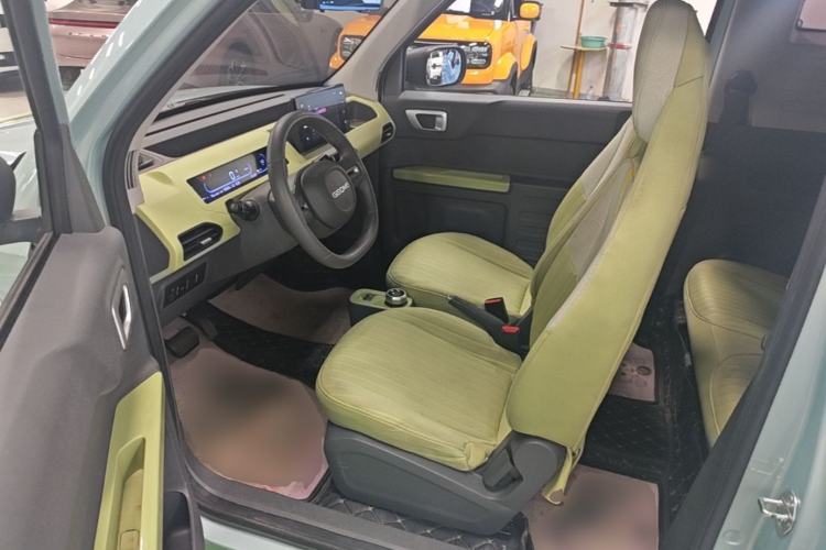 Used Geely Galaxy Panda 2023 Panda Mini 200km Endurance Bear Left Front Seat