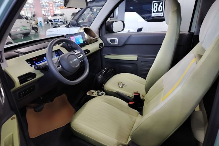 Used Geely Galaxy Panda 2023 Panda Mini 200km Endurance Bear Left Front Seat