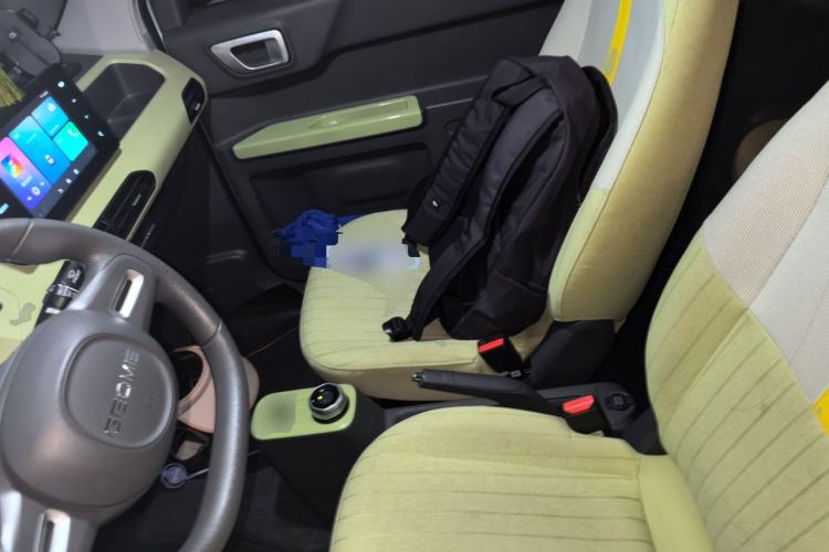 Used Geely Galaxy Panda 2023 Panda Mini 200km Endurance Bear Left Front Seat
