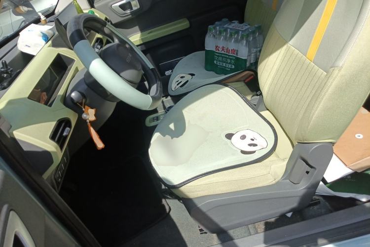 Used Geely Galaxy Panda 2023 Panda Mini 200km Endurance Bear Left Front Seat