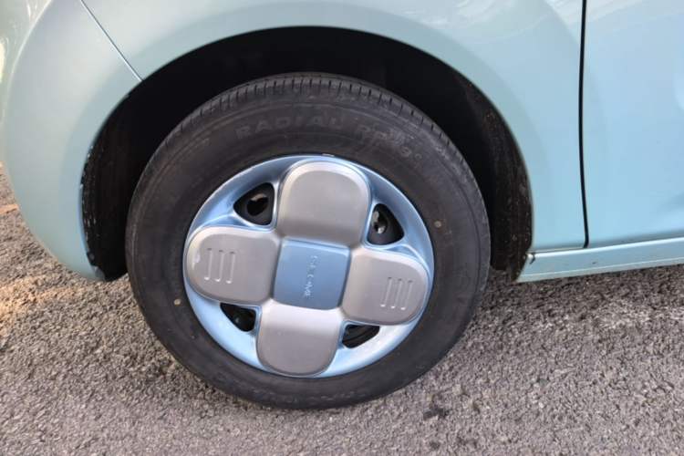 Used Geely Galaxy Panda 2023 Panda Mini 200km Endurance Bear Left Front Wheel Hub