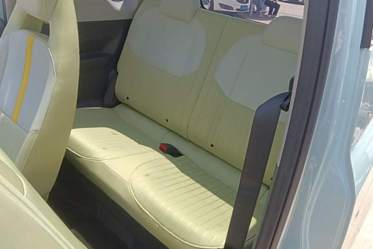 Used Geely Galaxy Panda 2023 Panda Mini 200km Dynamic Bear Left Rear Seat