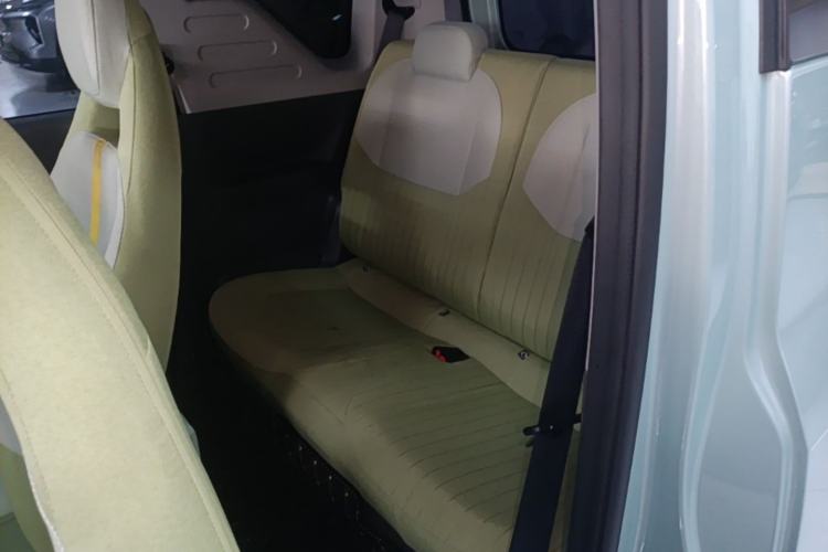Used Geely Galaxy Panda 2023 Panda Mini 200km Endurance Bear Left Rear Seat