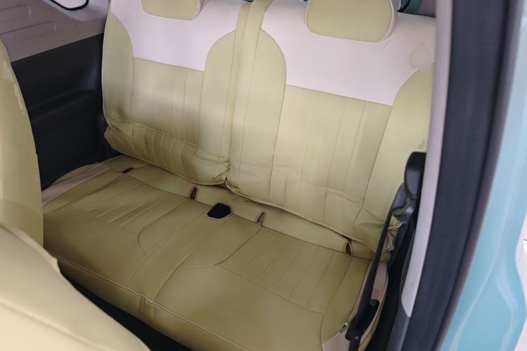 Used Geely Galaxy Panda 2023 Panda Mini 200km Endurance Bear Left Rear Seat