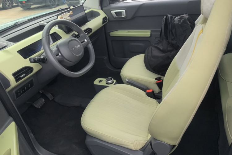 Used Geely Galaxy Panda 2023 Panda Mini 200km Dynamic Bear Left Rear Seat