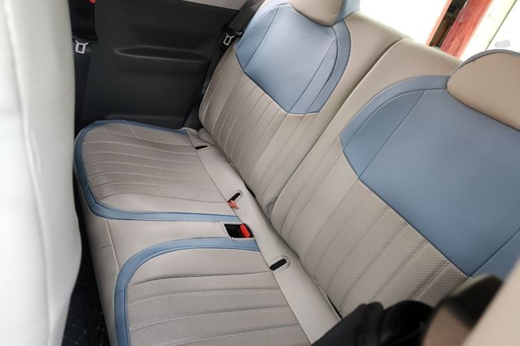 Used Geely Galaxy Panda 2023 Panda Mini 200km Endurance Bear Left Rear Seat