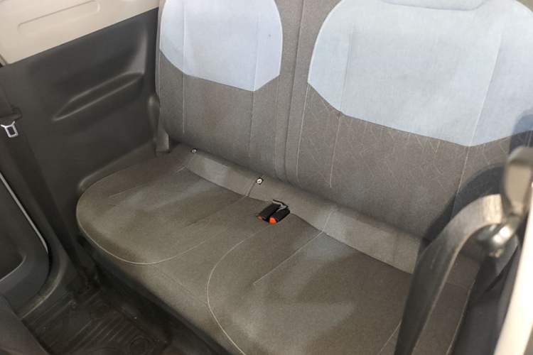 Used Geely Galaxy Panda 2023 Panda Mini 200km Endurance Bear Left Rear Seat