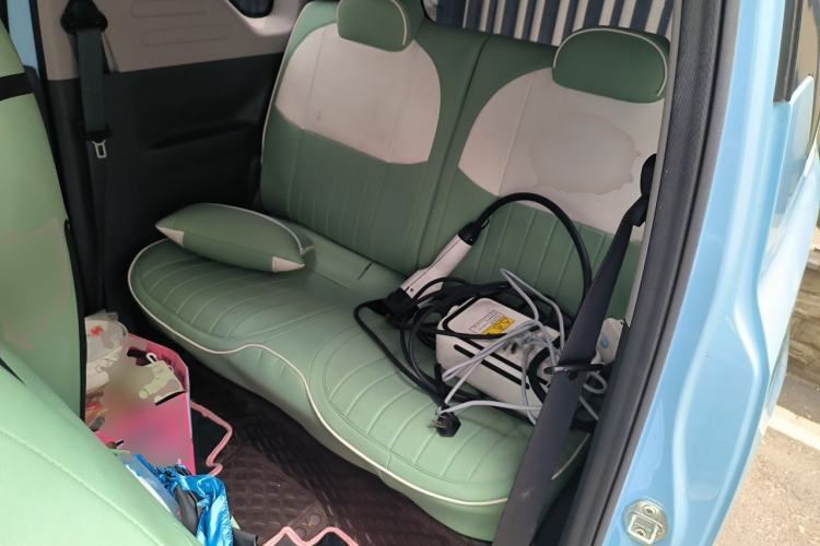 Used Geely Galaxy Panda 2023 Panda Mini 200km Endurance Bear Left Rear Seat