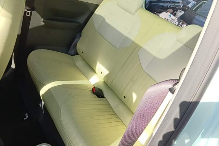 Used Geely Galaxy Panda 2023 Panda Mini 200km Dynamic Bear Left Rear Seat