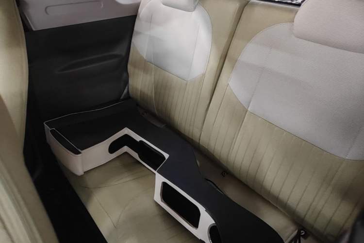 Used Geely Galaxy Panda 2023 Panda Mini 200km Endurance Bear Left Rear Seat