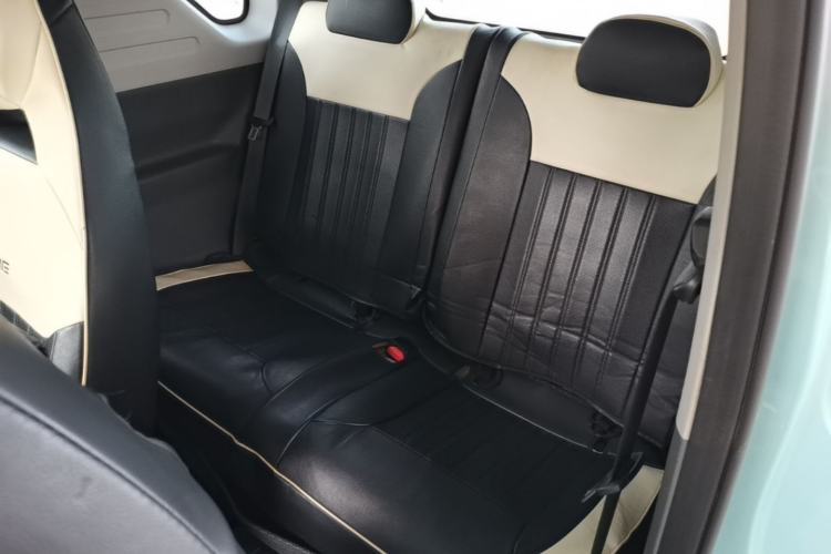 Used Geely Galaxy Panda 2023 Panda Mini 200km Endurance Bear Left Rear Seat