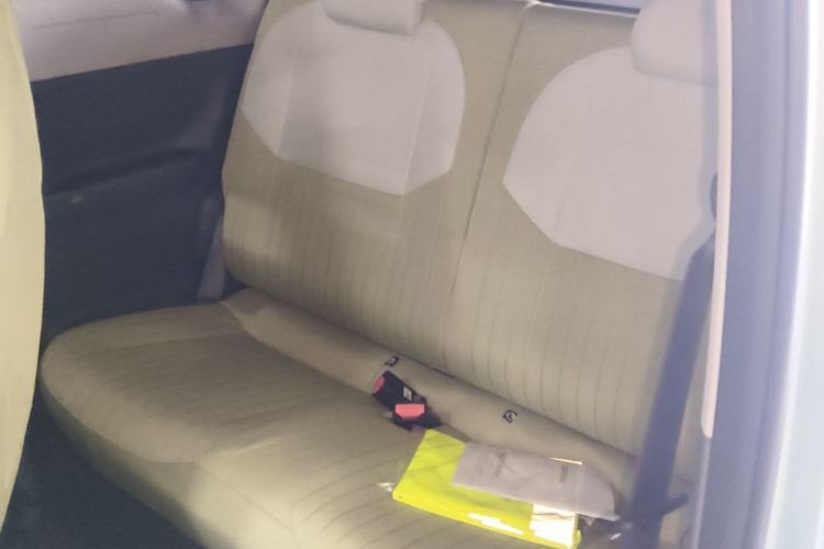 Used Geely Galaxy Panda 2023 Panda Mini 200km Endurance Bear Left Rear Seat