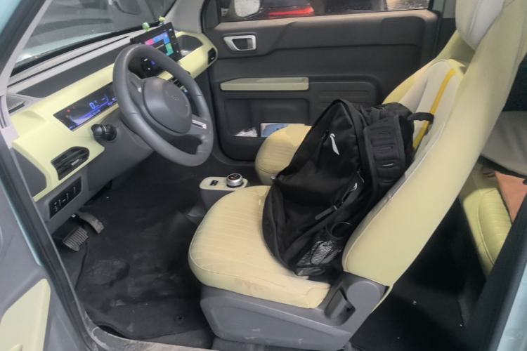 Used Geely Galaxy Panda 2023 Panda Mini 200km Dynamic Bear Left Rear Seat