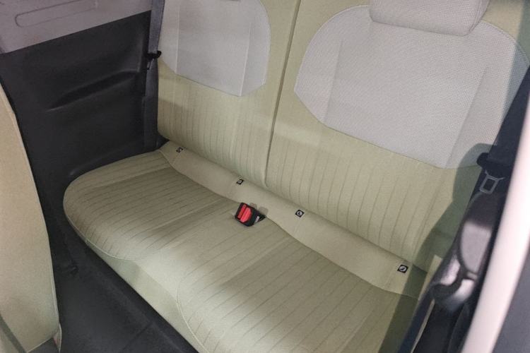 Used Geely Galaxy Panda 2023 Panda Mini 200km Endurance Bear Left Rear Seat