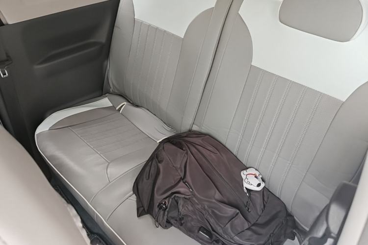 Used Geely Galaxy Panda 2023 Panda Mini 200km Endurance Bear Left Rear Seat