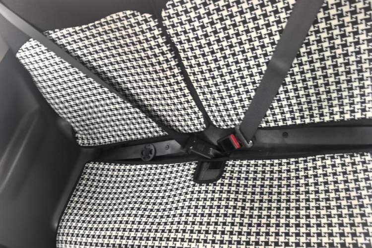 Used Geely Galaxy Panda 2023 Panda Mini 200km Endurance Bear Left Rear Seat