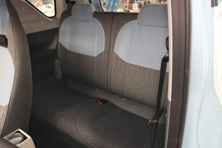 Used Geely Galaxy Panda 2023 Panda Mini 200km Endurance Bear Left Rear Seat
