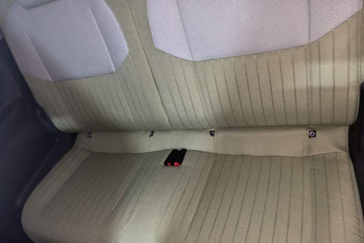 Used Geely Galaxy Panda 2023 Panda Mini 200km Endurance Bear Left Rear Seat
